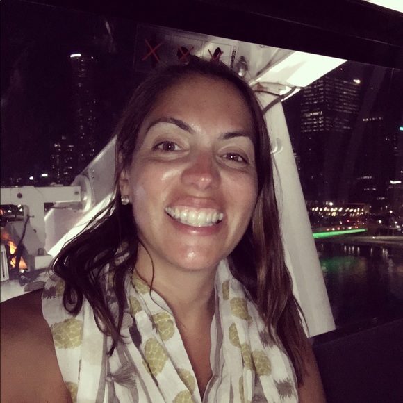 Meet your Posher, Tia - Picture 7 of 8